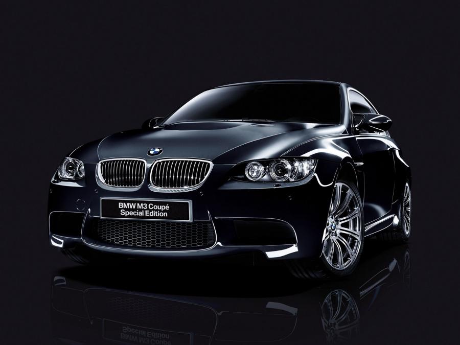  BMW M3 Coupe Matte Edition 2011 года  (фото 1 из 3)
